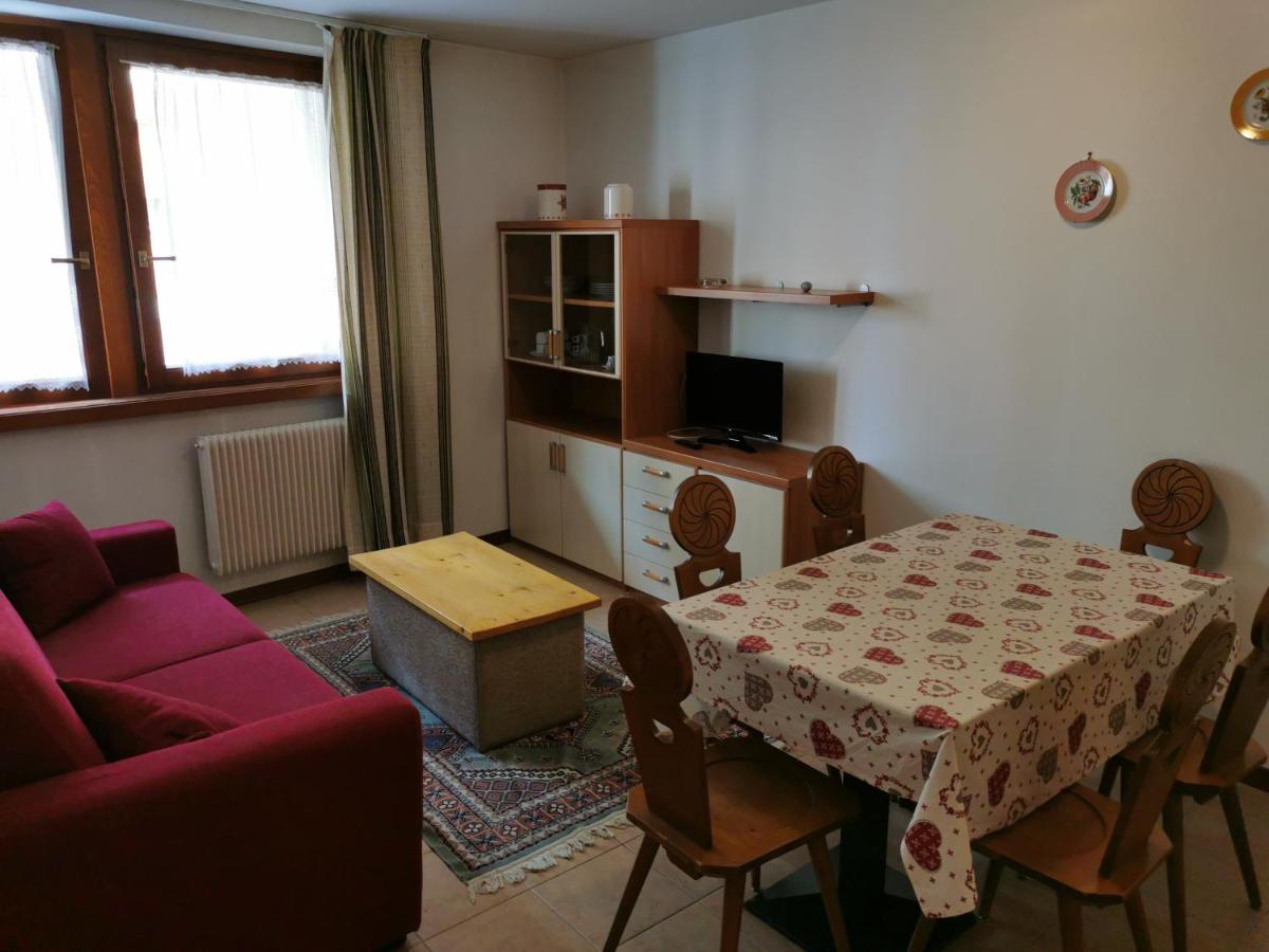 Appartamenti Vidi Pinzolo Bagian luar foto